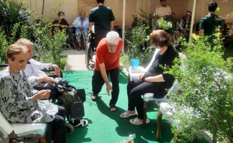 مرکز نگهداری سالمندان سپیدار؛ خانه‌ای آرام برای والدین شما